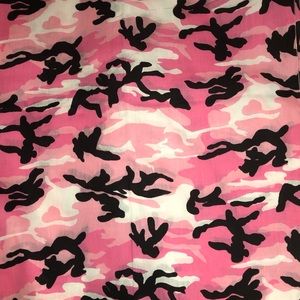 12 Bandana’s in Camo prints Assorted styles